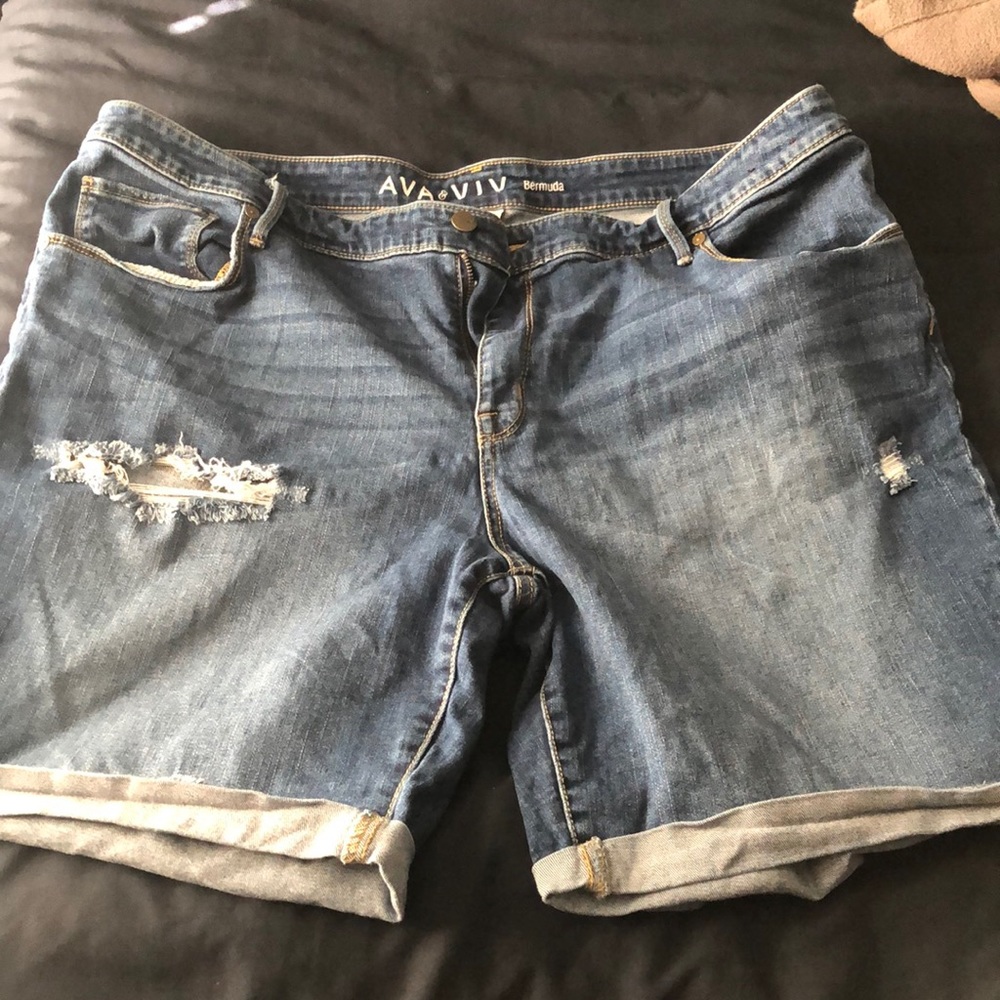 Ava and Vic shorts